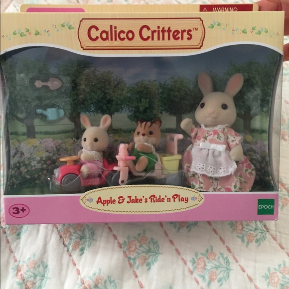 Calico Critters Apple & Jake’s Ride’n Play - Picture 7 of 7